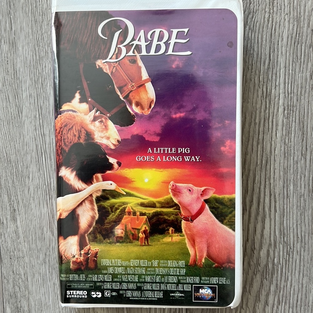 BABE a little pig goes a long way MCA universal VHS​